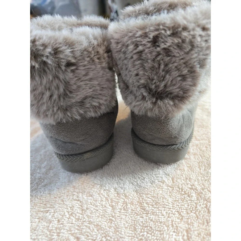 First Steps Stepping‎ Stones Toddler Girl Faux Fur Boots Size 4